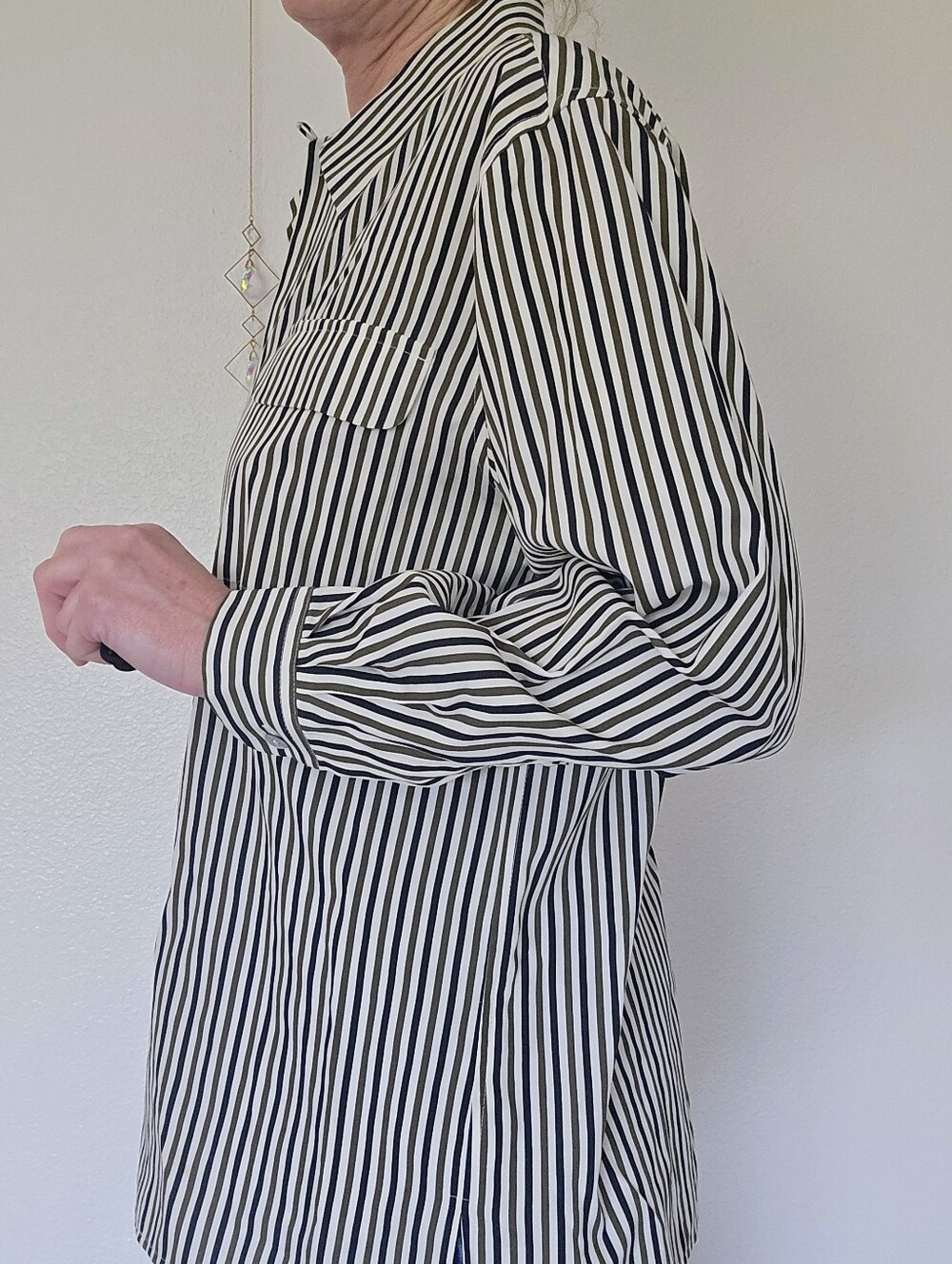 🐩VTG Pinstripe Button Down Blouse - Picture 5 of 9